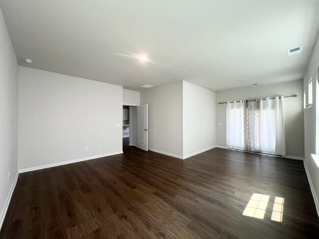 Building Photo - 182 Abersham Dr