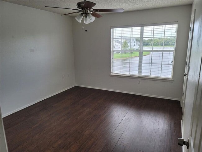 Building Photo - The Gables at Lakeside 2/2