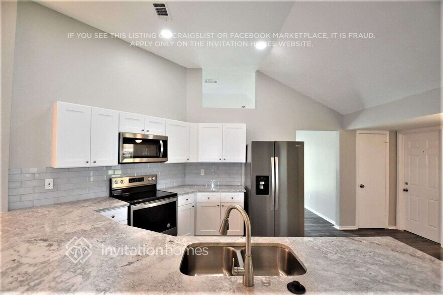 Building Photo - 1517 Autumn Breeze Ln