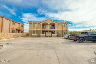 Building Photo - 14300 Gil Reyes Dr