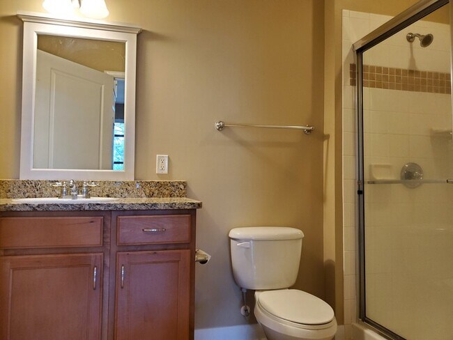 Building Photo - South End condo 1 Bedroom/1 Bath close to everything!