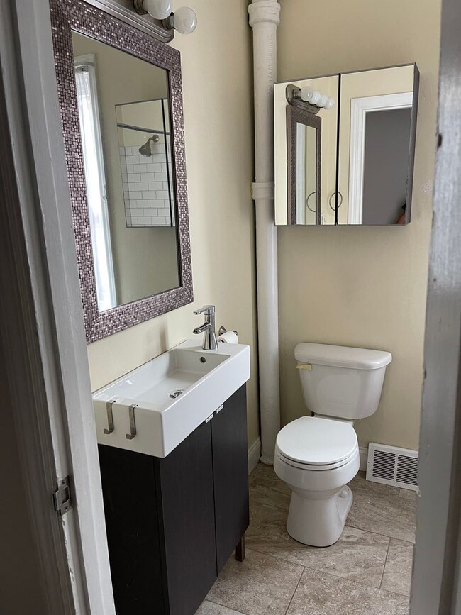 Building Photo - 3 Bedroom home in Carlisle PA!