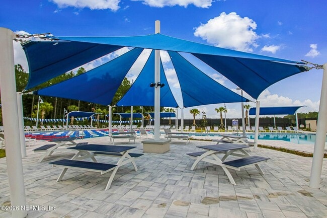 Building Photo - 124 Pine Bluff Dr