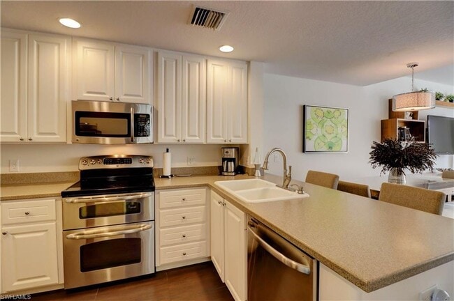 Building Photo - Furnished 3-Bedroom Single Family Home with Pool and Community Amenities – Short-Term Rental.