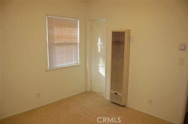 Building Photo - 655 W Grove St