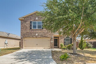 Building Photo - HUGE 5 BEDROOM HOME FOR RENT IN LUCKEY RAN...