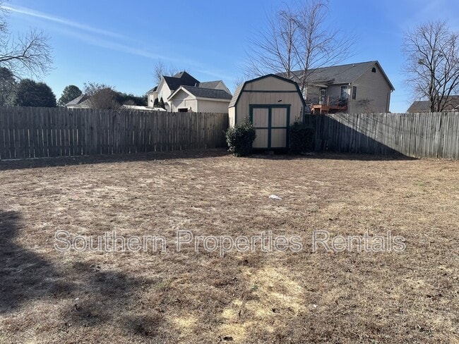 Building Photo - 109 Canyon Ct