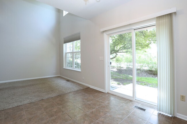Building Photo - 599 Telluride Dr
