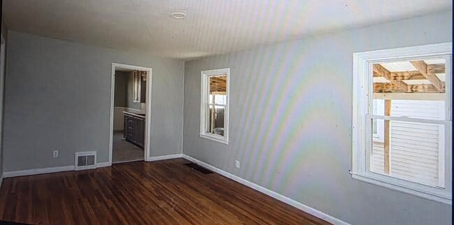 Building Photo - 244 Pasadena Blvd