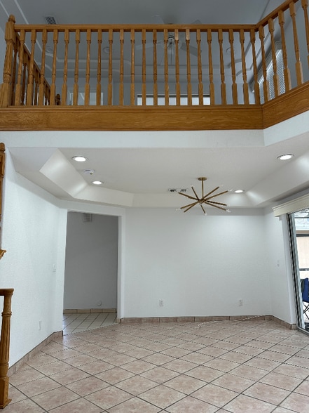 Building Photo - 14481-Sw146 SW 146th Pl