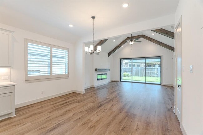 Building Photo - 9322 Galloway Wds Trl