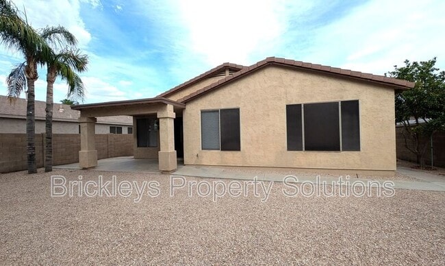 Building Photo - 410 N Bell Pl