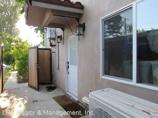 Building Photo - 2 br, 1.5 bath House - 8850 Laramie Avenue