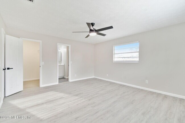 Building Photo - 2793 Greenridge Rd