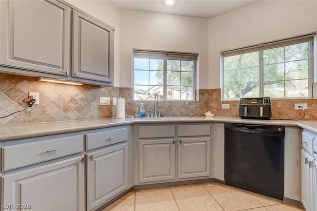 Building Photo - 6037 Sea Cliff Cove St