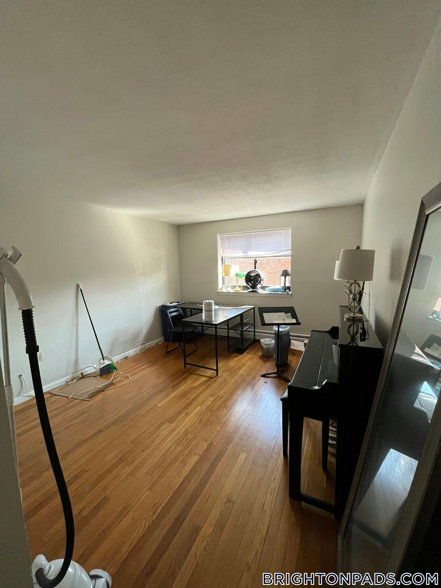 Building Photo - 85 Sutherland Rd