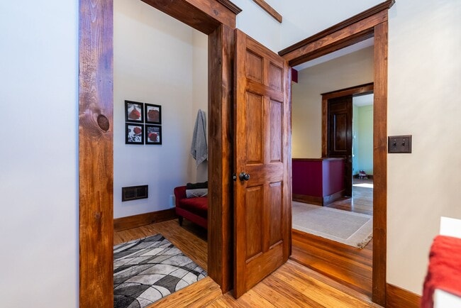 Building Photo - 101 N Main Ave