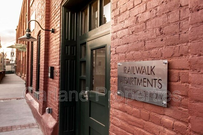 Building Photo - 113 Norfolk Ave SW