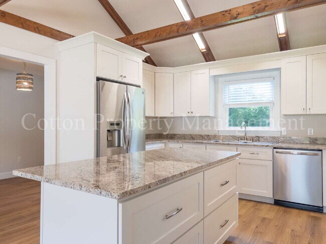 Building Photo - 4602 Terry Ln