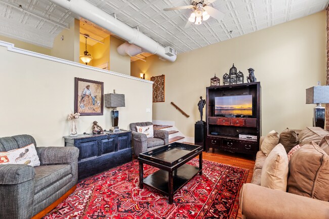 Building Photo - 4 Beaufain St