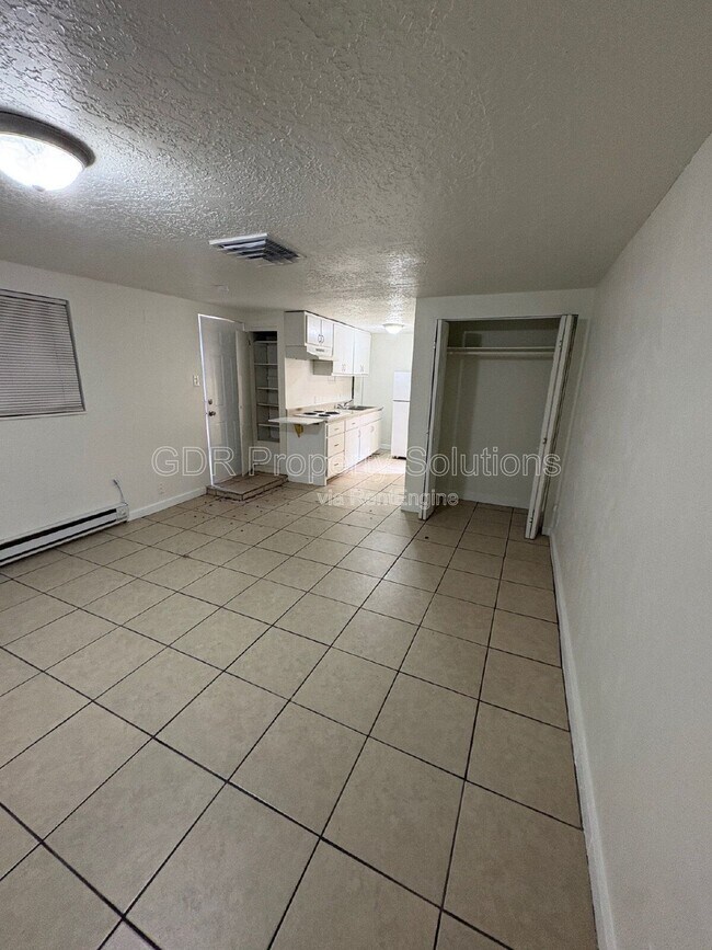 Building Photo - 408 Pennsylvania St SE