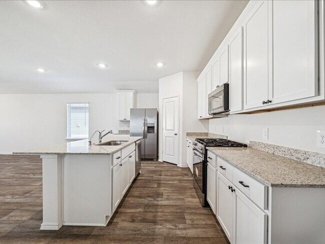 Building Photo - 3618 Marino Mile Dr