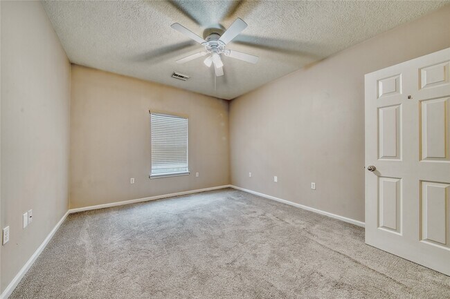 Building Photo - 770 Hunt Rd