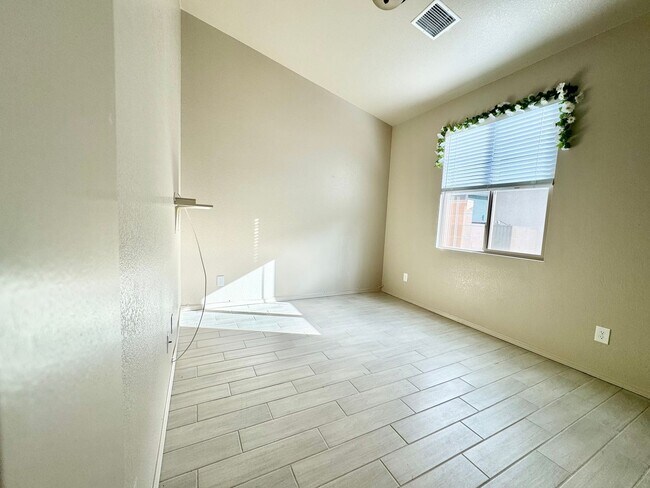 Building Photo - 3BR/2BA/2CG, 1570 sq.ft. rental built in 2022 in Sierra Vista, AZ