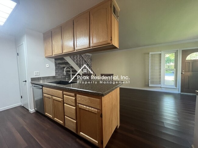 Building Photo - 2bd/1ba Condo with 1 Car Garage- Minutes From ARC!
