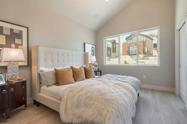 Building Photo - 7217 N 5 Mile Rd