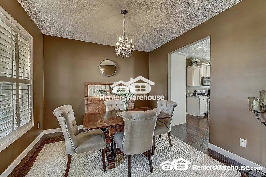 Building Photo - 8868 Whispering Oaks Trail