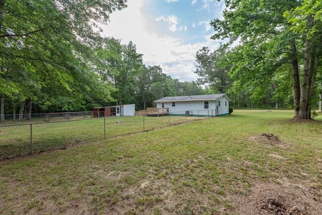 Building Photo - 7155 Gatewood Rd