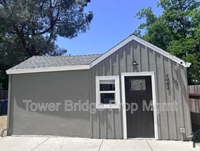 Building Photo - 4042 1/2 43rd Street