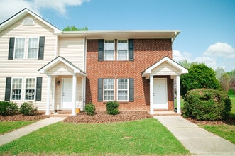 Building Photo - 90 Anna St