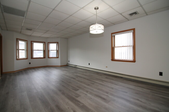 open living and dining rooms - 1438 43rd St