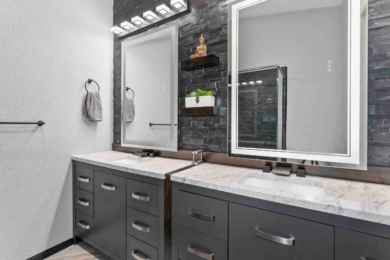 Building Photo - 1146 E Gudgell Ave