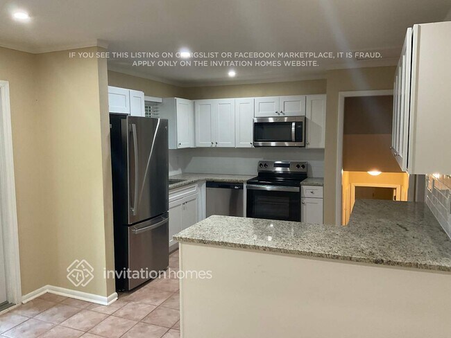 Building Photo - 306 Concord Woods Dr SE