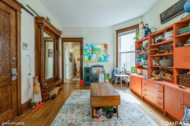 Dining or craft room - 1227 N Rockwell St
