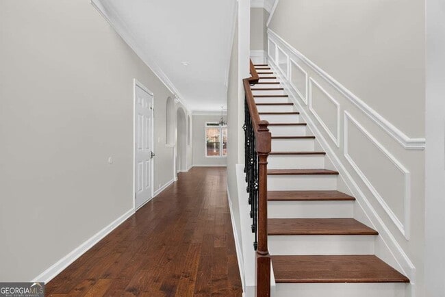 Building Photo - 2210 Apple Orchard Way