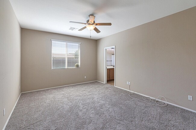 Building Photo - 14903 W Georgia Dr