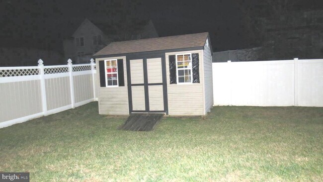 Building Photo - 2707 Hollywell Ct