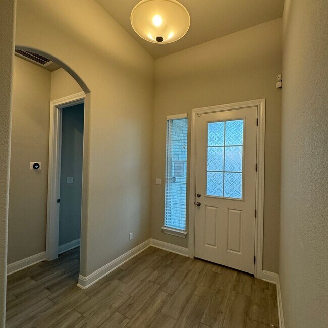 Building Photo - 3750 E Palm Valley Blvd