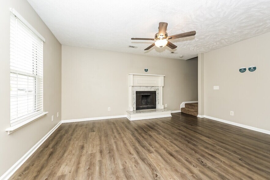 Building Photo - 1435 Tuffnell Dr