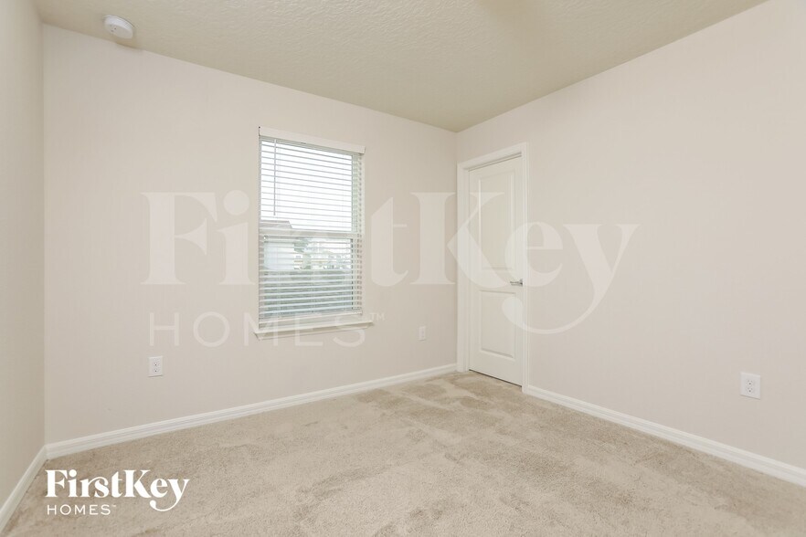 Building Photo - 2648 Bobcat Chase Blvd