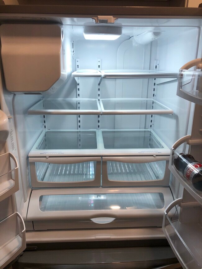 Fridge - 605A Cypress Point Cir