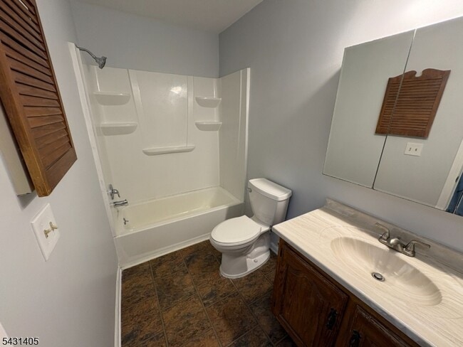 Building Photo - 646 Faulkner Dr