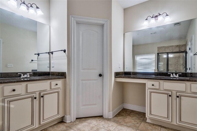 Building Photo - 5390 Breckinridge Ln