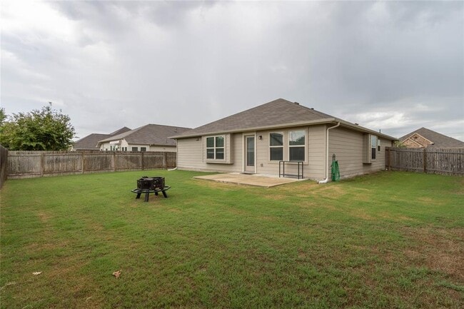 Building Photo - 310 Hyltin St