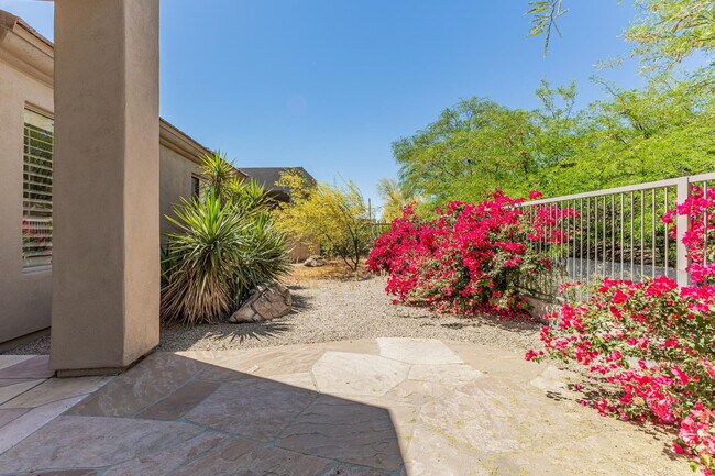 Building Photo - 6962 E Hibiscus Way