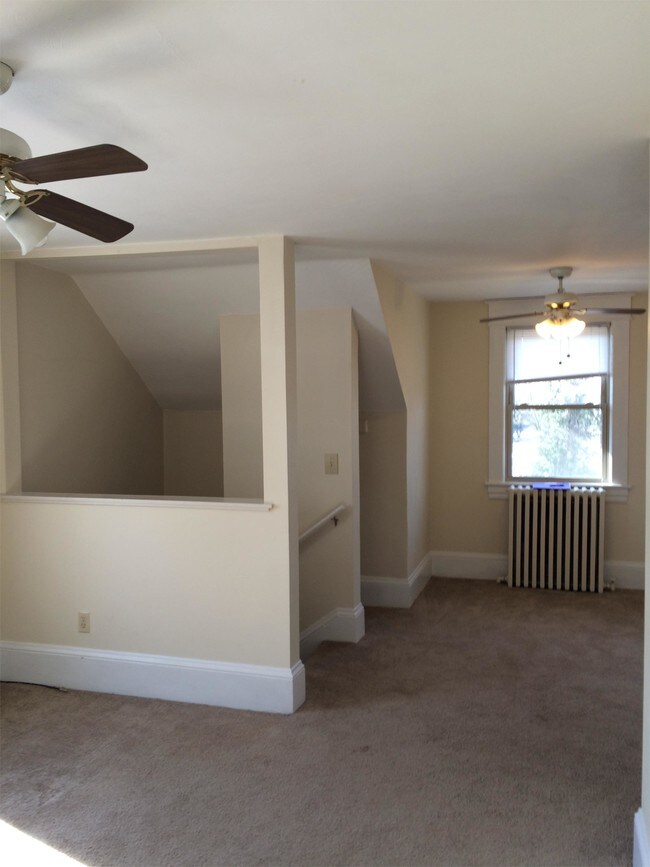 Building Photo - 1622 Hamilton Terrace SE